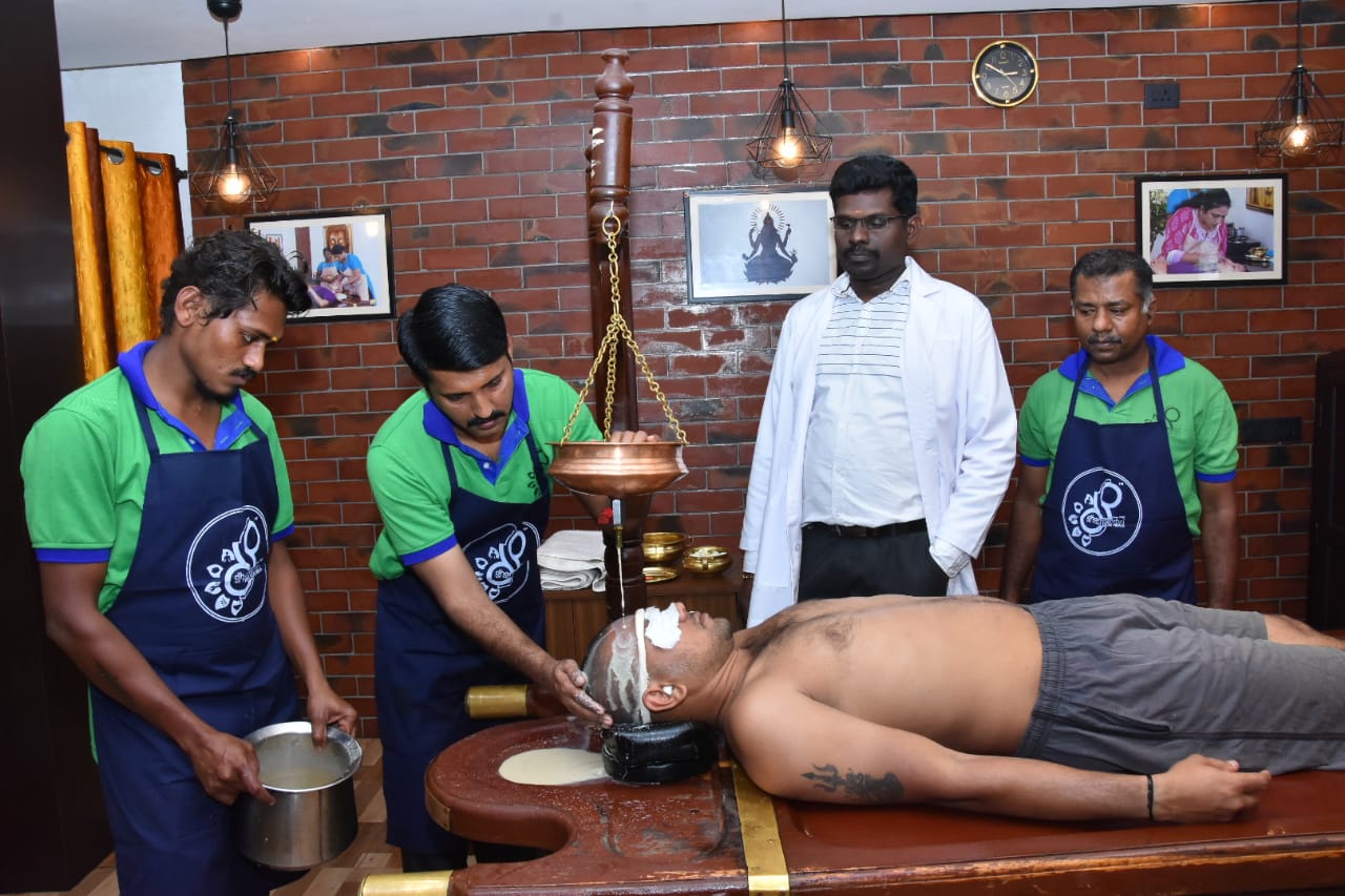 Panchakarma Therapy 5 - Dhanvanthri Nilayam