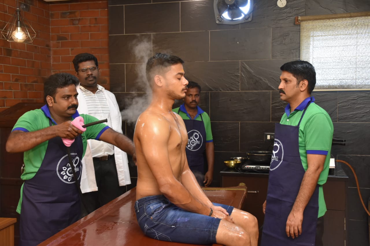Panchakarma Therapy 6 - Dhanvanthri Nilayam
